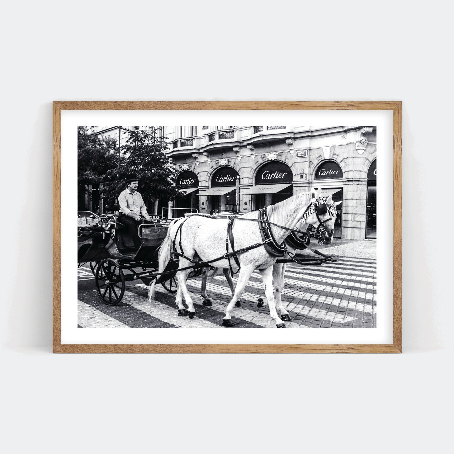 HORSE AND CARRIAGE